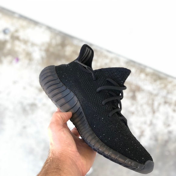 Yeezy V2 Boost, US-9.5, Oreo and also Bred color. - Picture 8 of 8